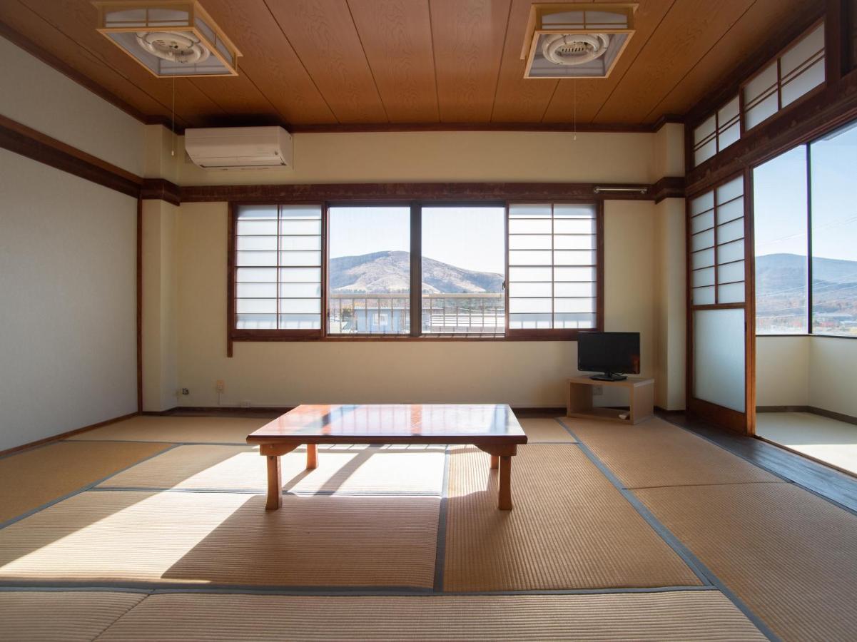 Tabist Lakeside In Fujinami Yamanakako Exterior foto